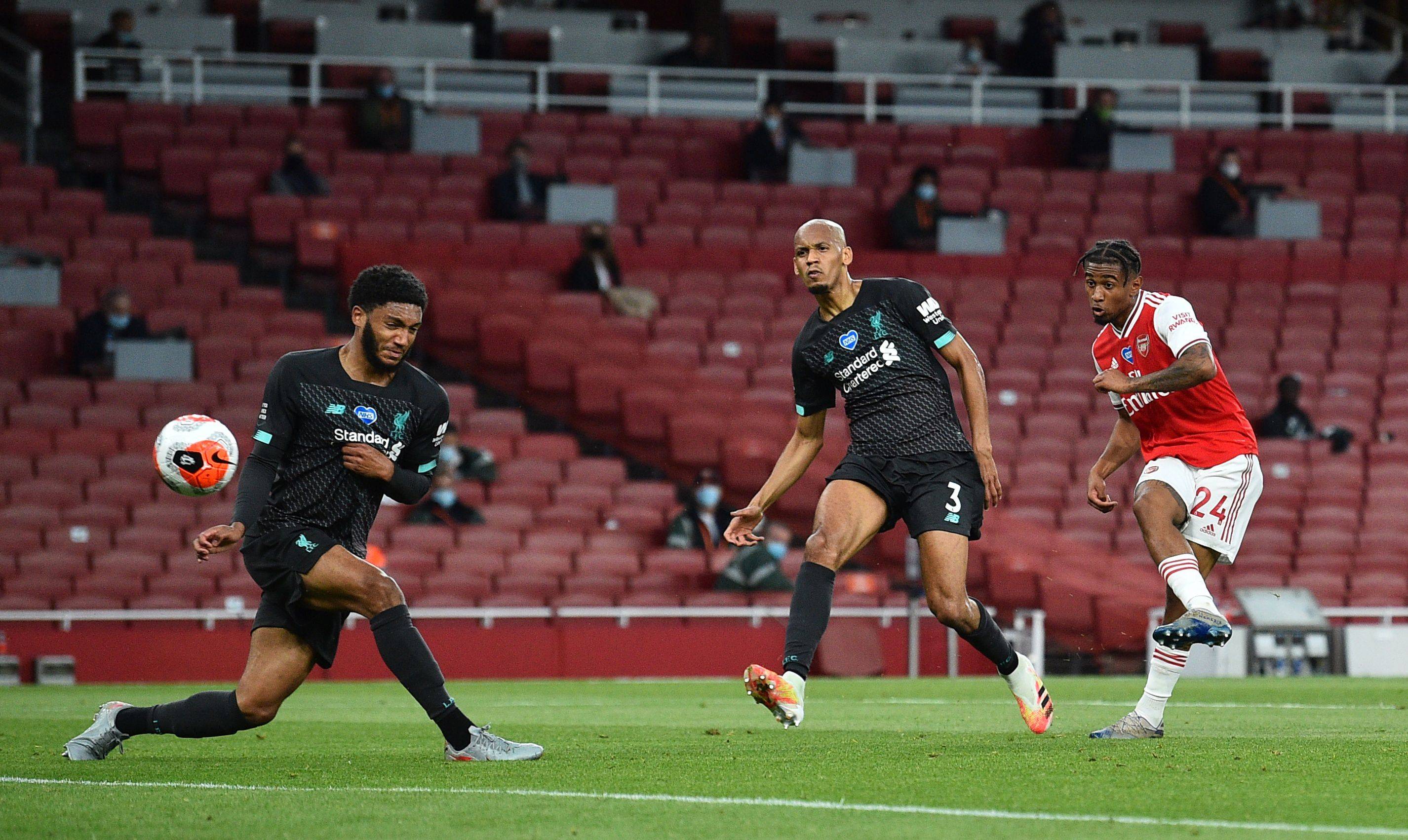 双方在多个 双方在多个